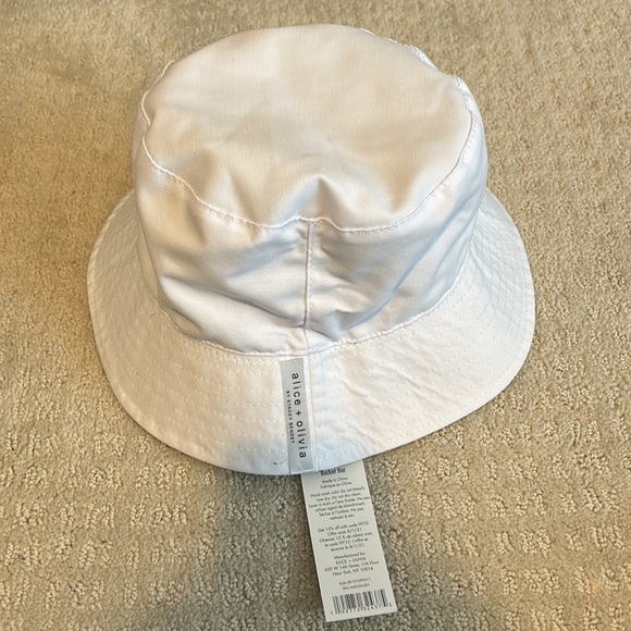 Reversible bucket hat - Picture 2 of 2